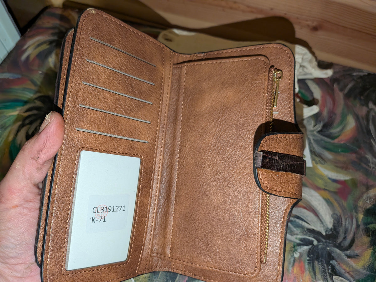Genuine Wild Louisiana Alligator Women’s Clutch Wallet – Stitchless Exotic Leather Master Organizer (25+ Card Slots)