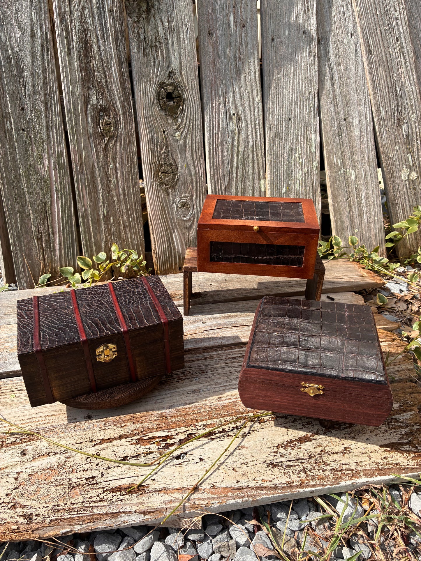 Handcrafted Genuine Alligator Leather Keepsake Box | Exotic Wood & Leather Valet Chest, Men's Jewelry Organizer & Luxury Gift for Him