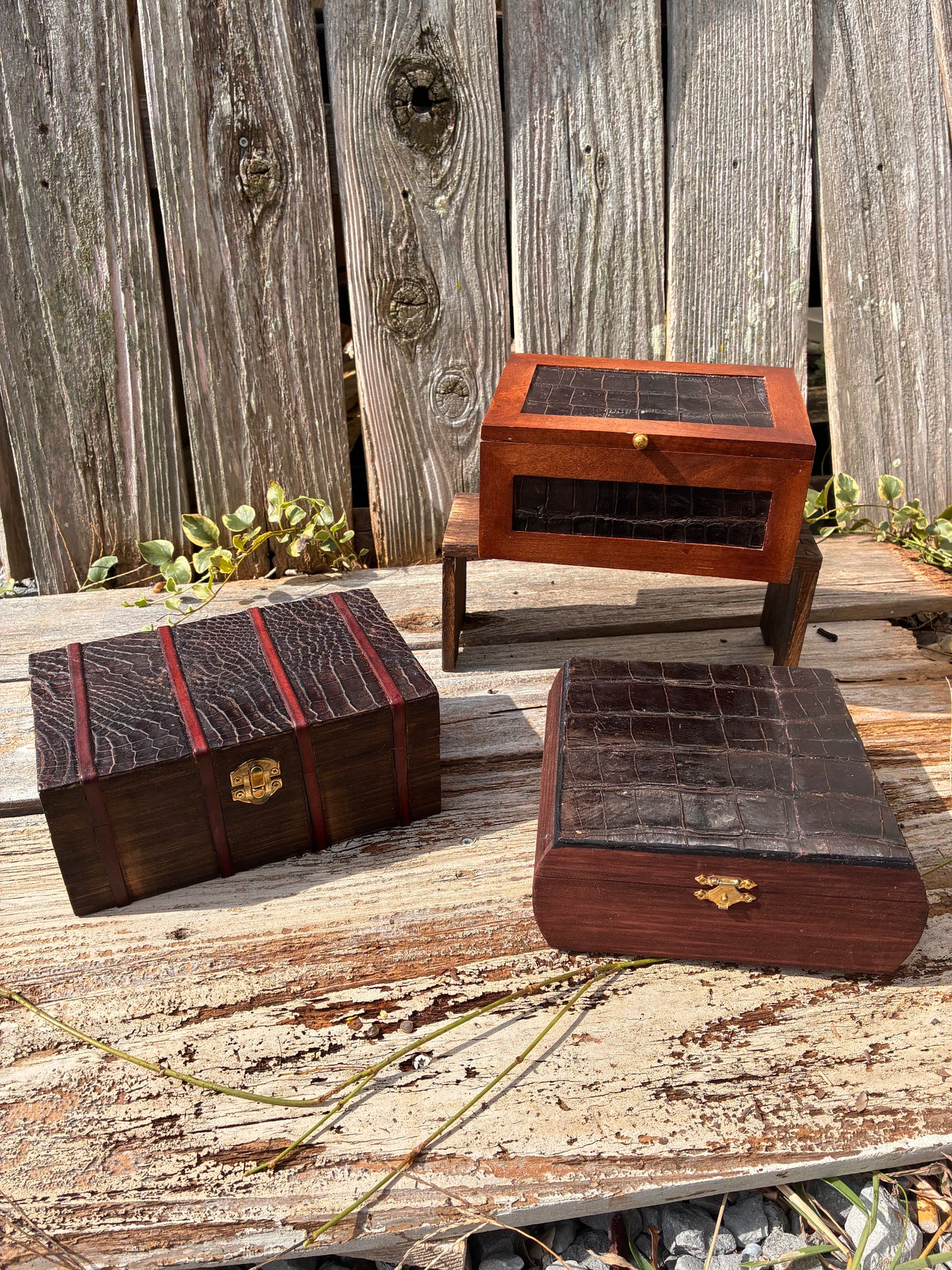 Handcrafted Genuine Alligator Leather Keepsake Box | Exotic Wood & Leather Valet Chest, Men's Jewelry Organizer & Luxury Gift for Him